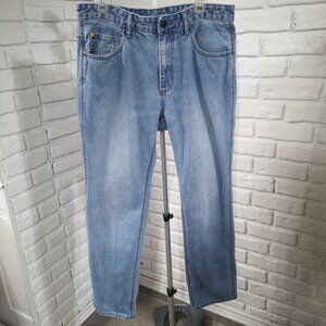 Cat Men's Size 34/30 Lighter Wash Straight Legs Zipper & Button Closure Jeans